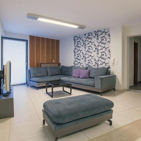 הרקליון Spacious Fully Equipped 3Bd 2Bath Apt In The Heart Of City With Balconies Ac And Fast Wifi #1 מראה חיצוני תמונה